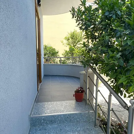 Aparthotel Serene 3*