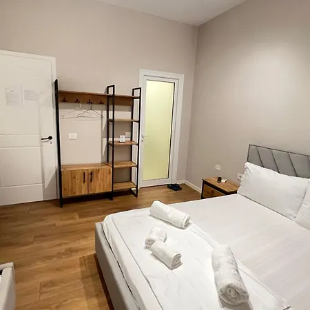 Serene Lejlighedshotel