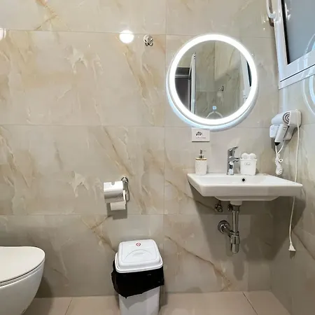 Serene Ξενοδοχείο με διαμερίσματα Vlorë