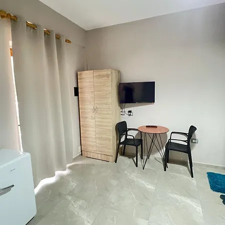 Aparthotel Serene Vlorë