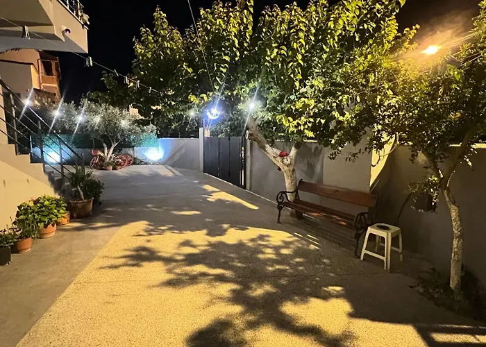 Serene Apart Otel Avlonya